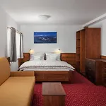 U Komarku 3* Spindleruv Mlyn